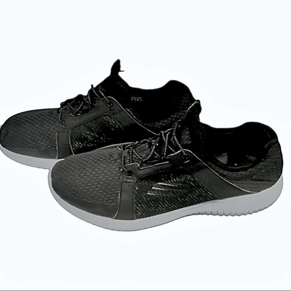 Women’s Skechers sz 11 black stretch bungees washable slip-on sneaker shoe